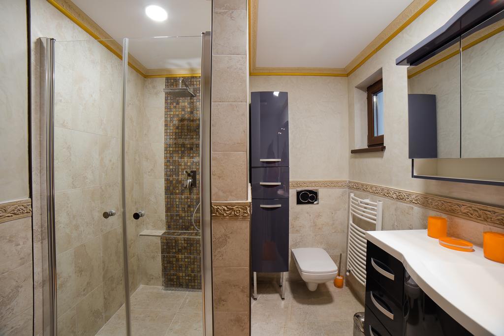 Pensiunea Dumbravita Hotel ริวเดมอรี ภายนอก รูปภาพ